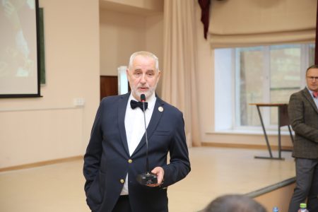 Диалоги о профессии с доктором Середой