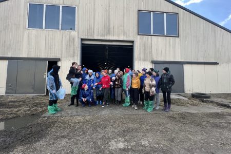 С 14 по 28 апреля будущие ветеринарные врачи под руководством Сабирзяновой Л.И. и Мебонии Е.Г. посетили концерн «Детскосельский»