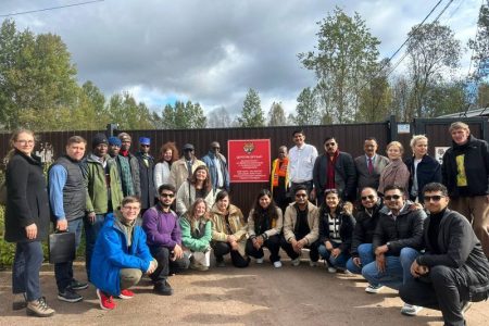 Экскурсия для гостей из Индии и Мали