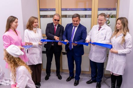 В СПбГУВМ открылась ИИ-лаборатория по изучению генетики паразитов у животных