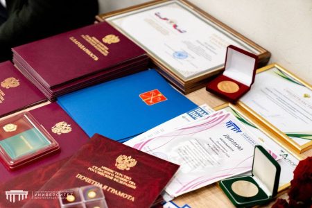 Год достижений: СПбГУВМ чествует лучших сотрудников и студентов!