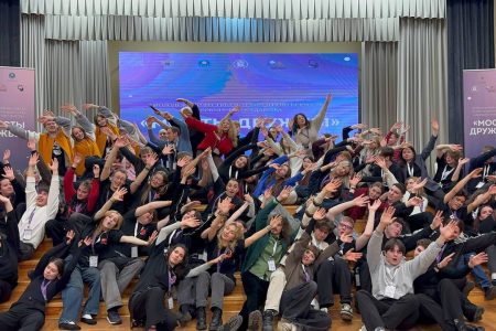 Студенческий театр «9 ЖИЗНЕЙ» принял участие во II Молодежном фестивале театрального искусства «Мосты дружбы»