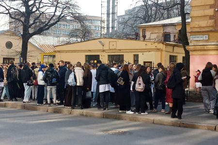 Объектовая тренировка «Действия работников и обучающихся при незаконном проникновении вооруженного лица и поступлении сигнала об эвакуации»